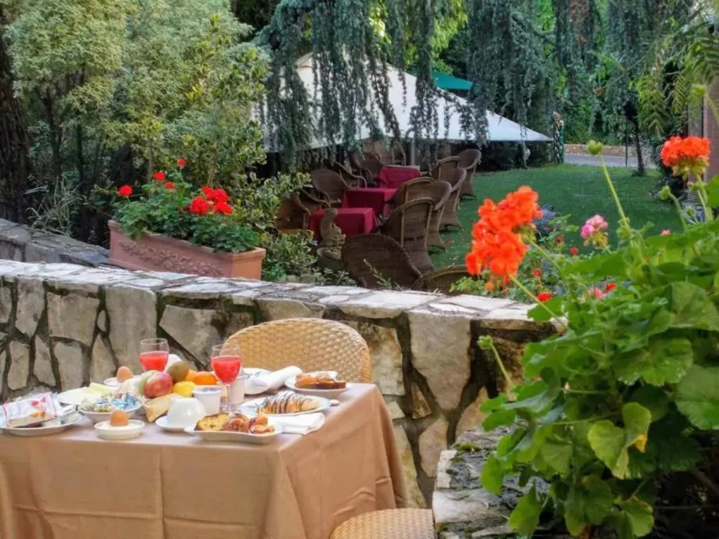 Solofra Palace Hotel Resorts