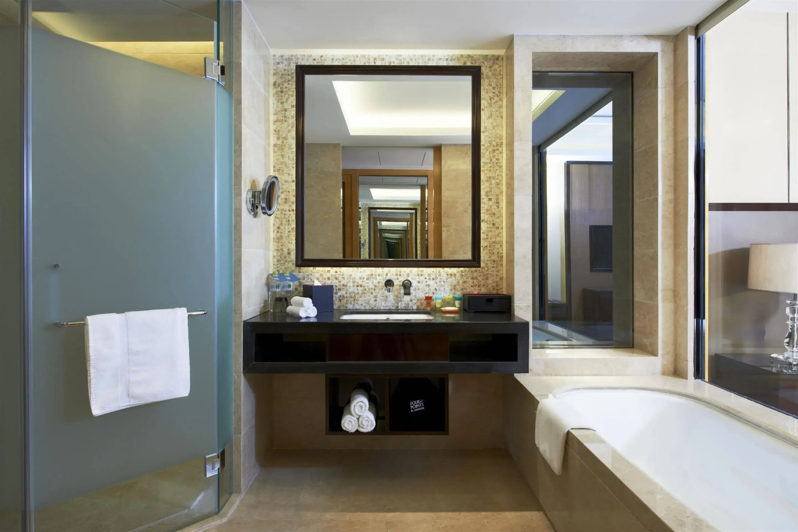 Four Points By Sheraton Langfang, Guan