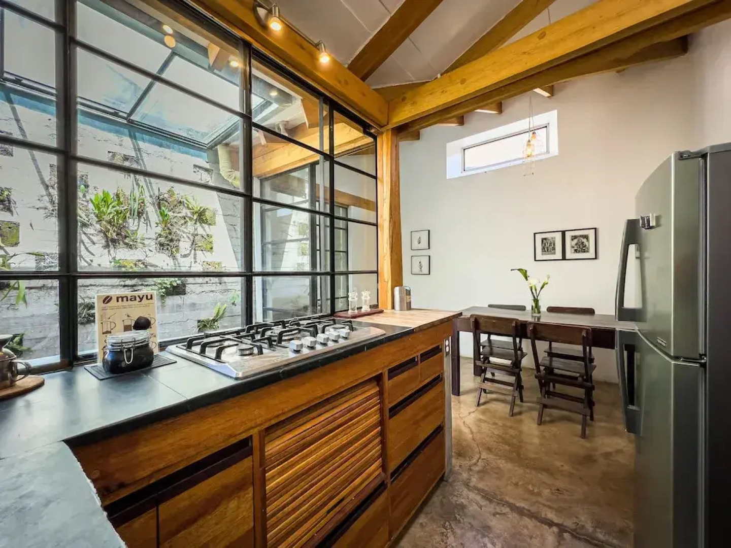 El Albergue Ollantaytambo