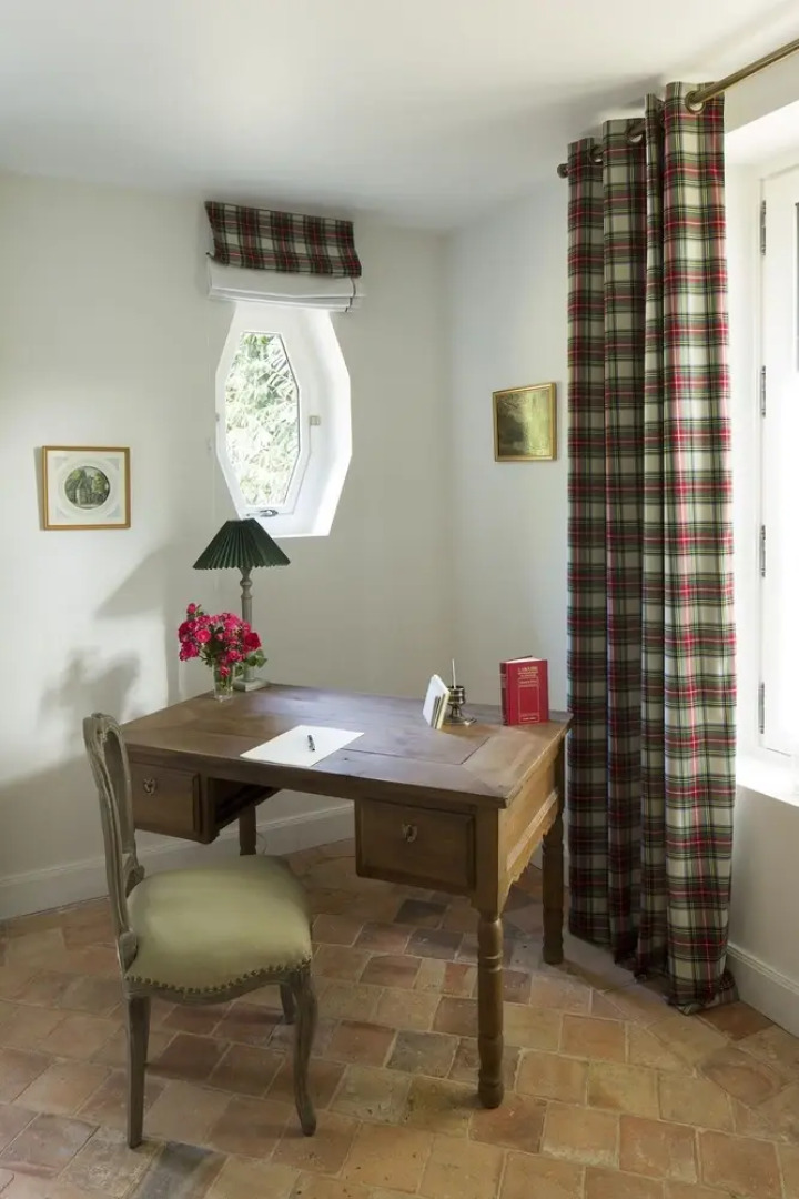 La Clairiere De La Reine Hortense