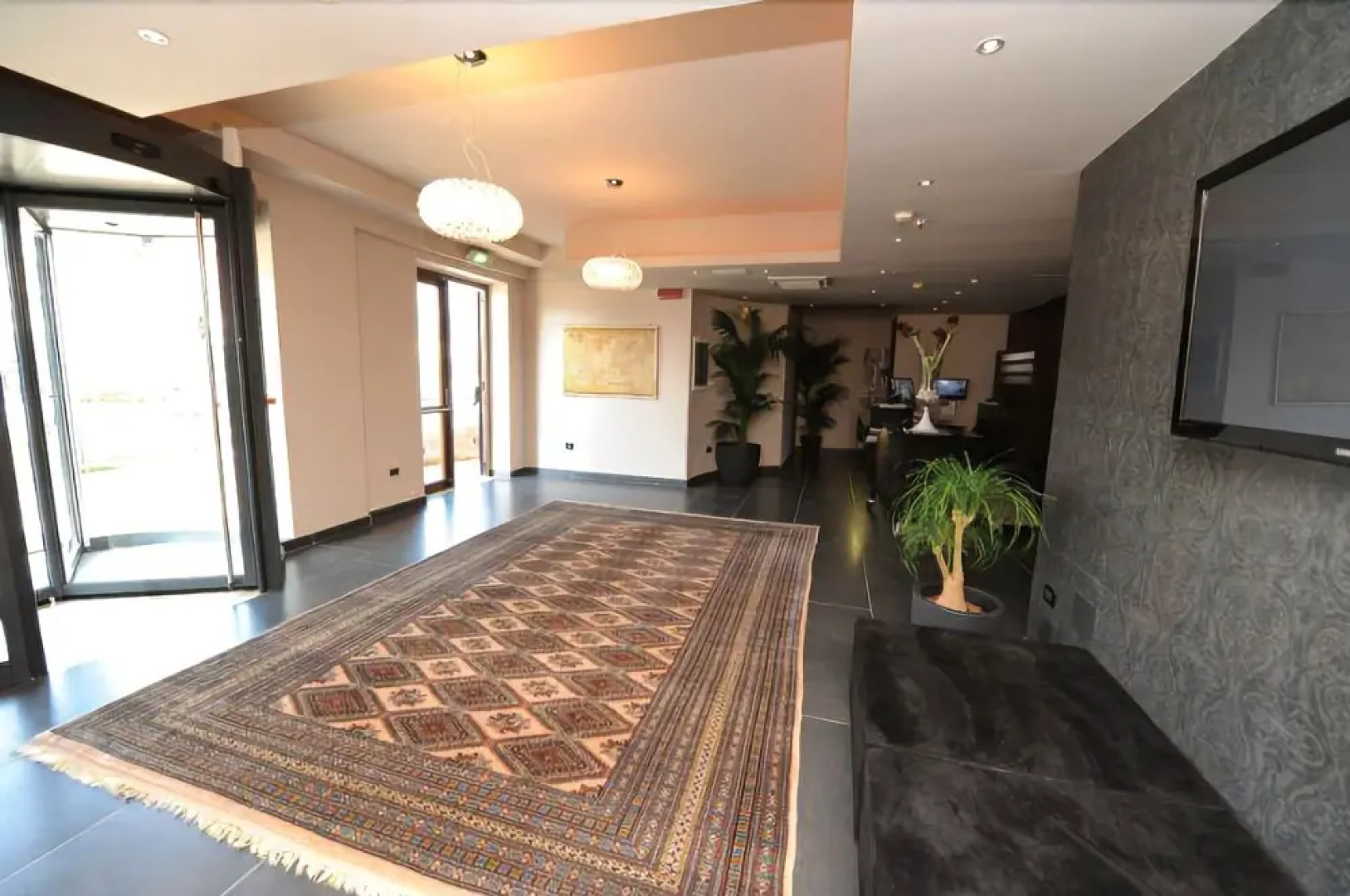 Myres Hotel Residence