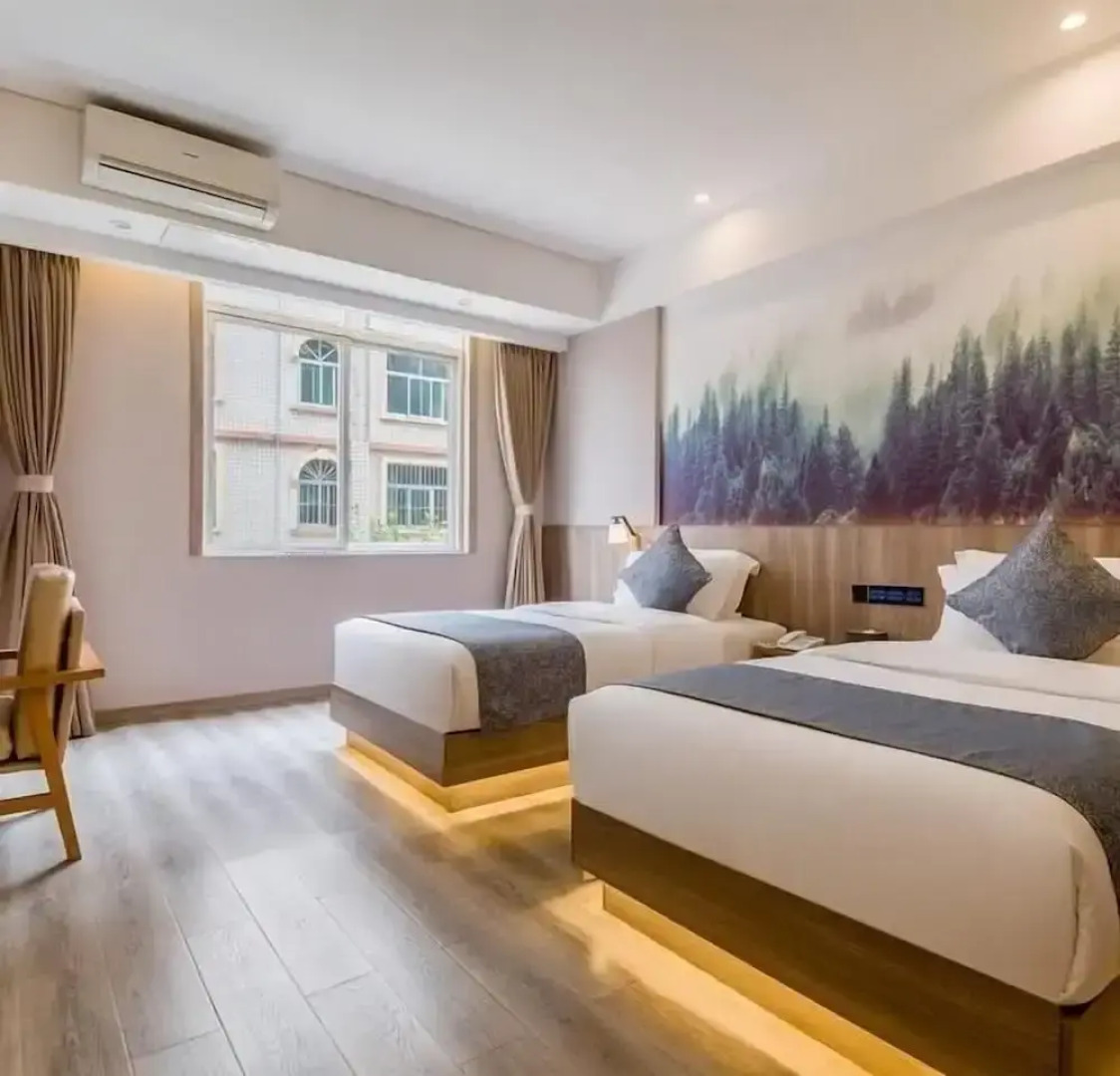 Vyluk J Hotel National Plaza Xinping
