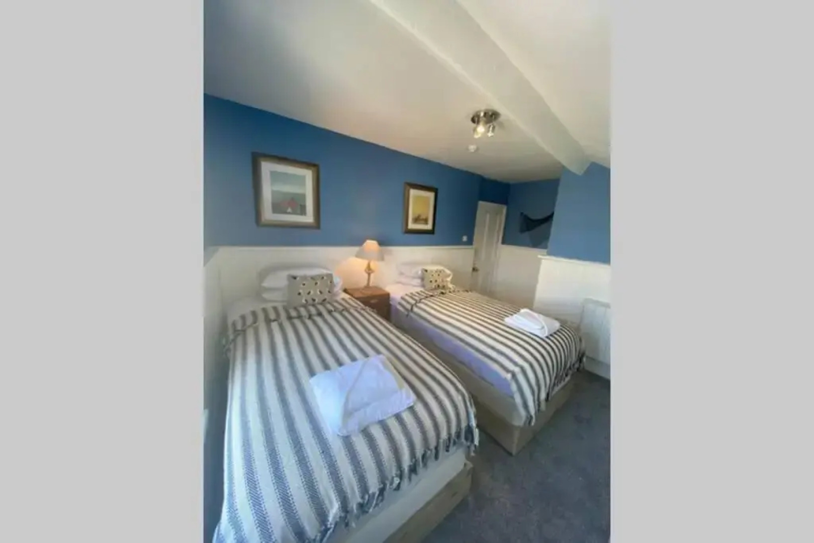 Seagulls Rest Marine Themed Seaview Apartment