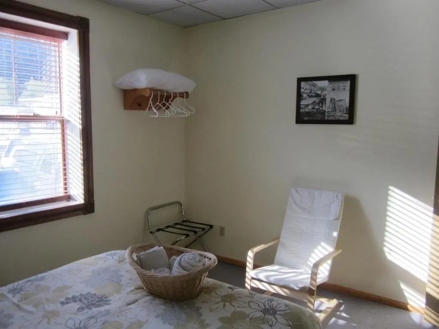 5th Avenue Bed & Breakfast