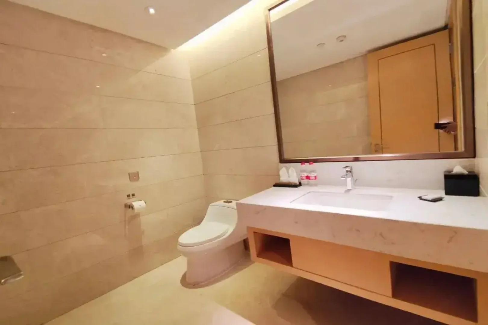 Yangzhong Firth Jinling Grand Hotel