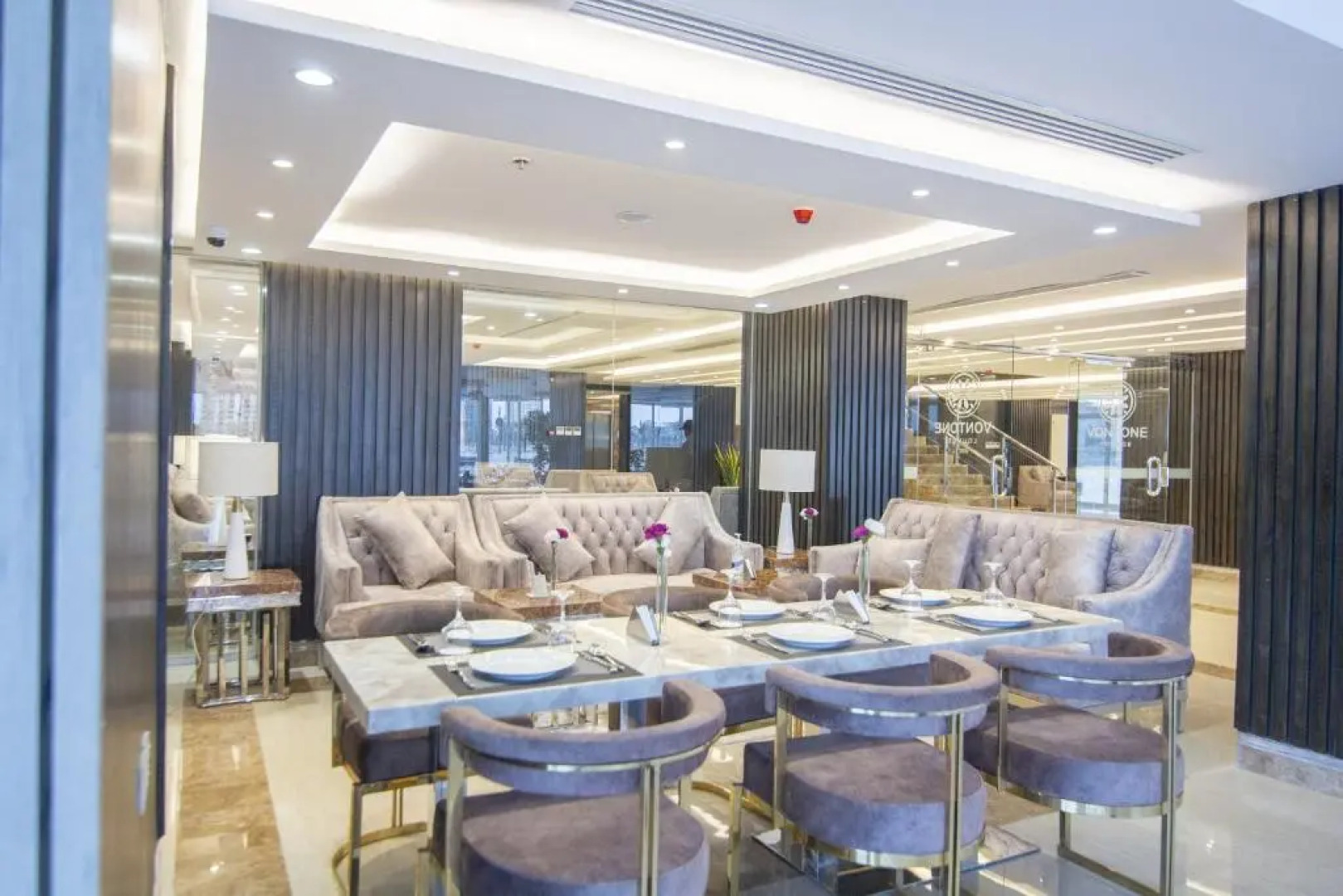 فندق فيلتون Veliton Hotel