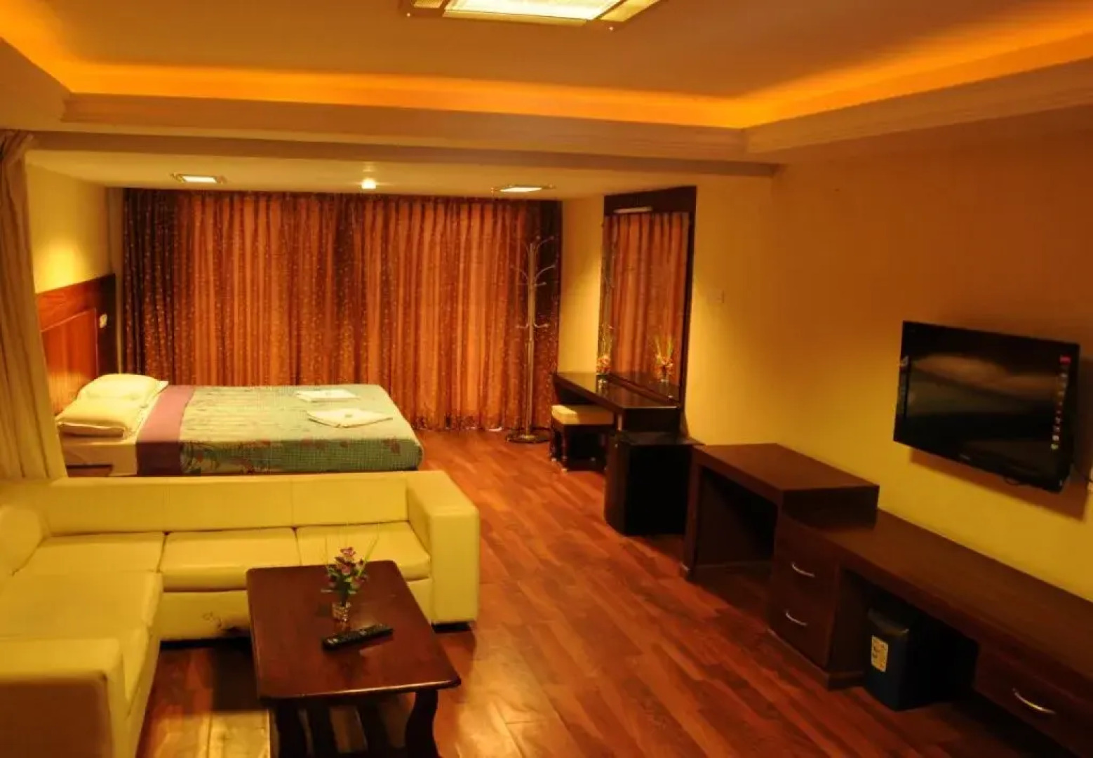 FabHotel Cool Stay Kodaikanal