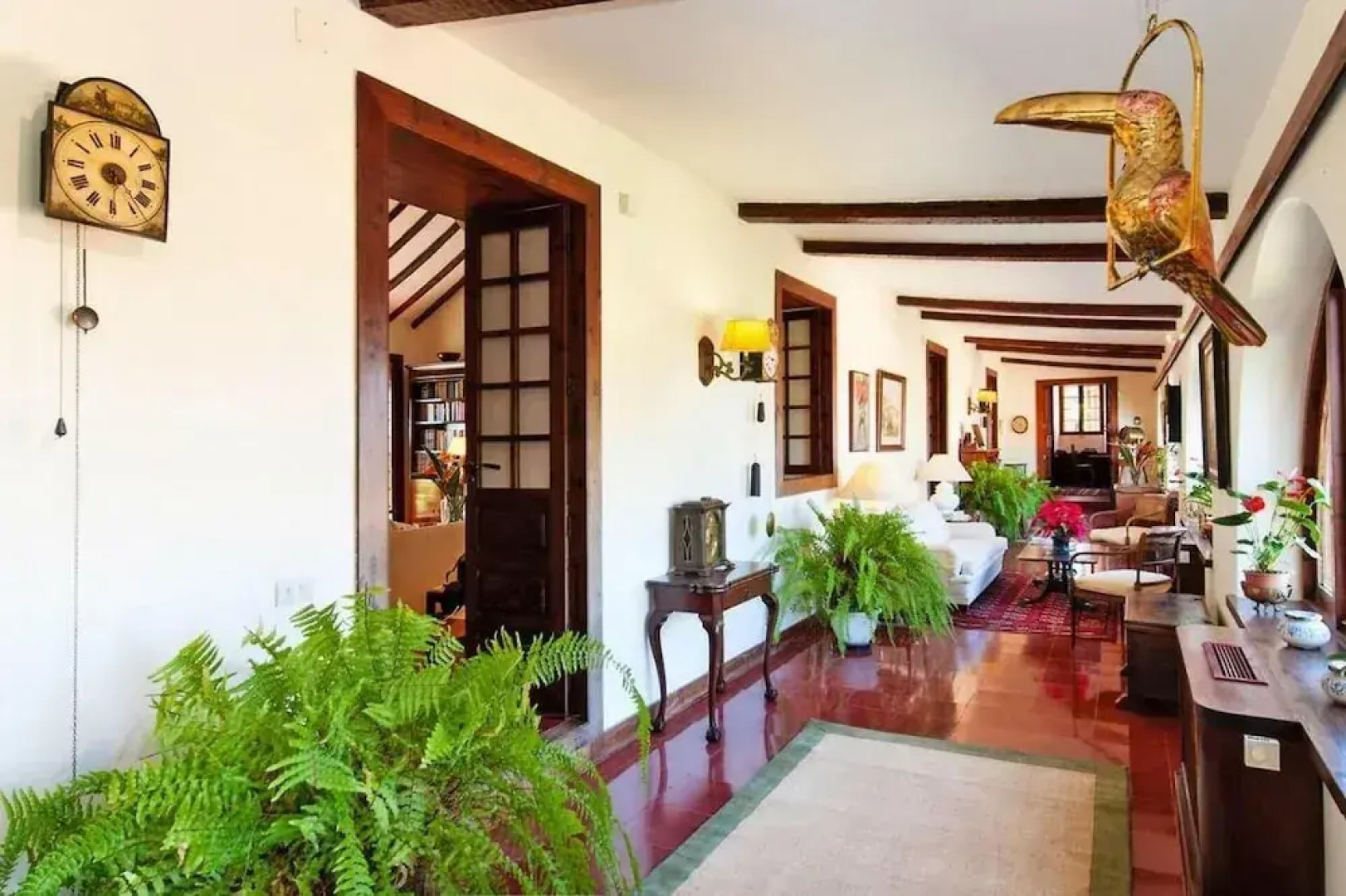 Luxurious Villa Oasis in Santa Brigida