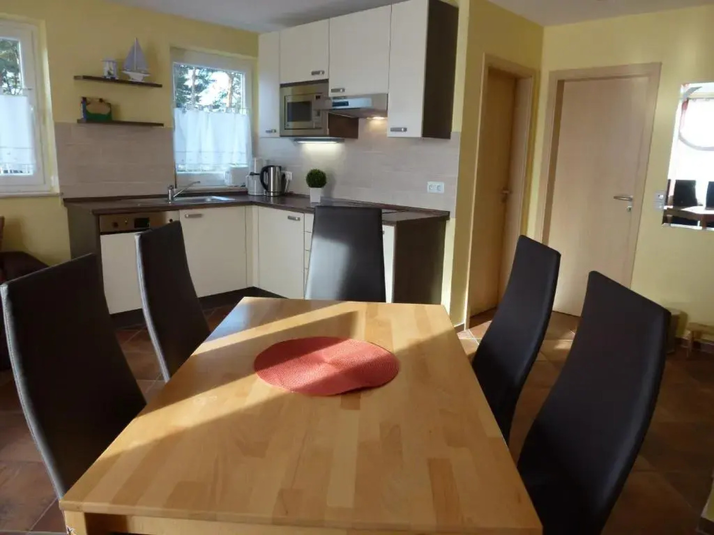 Family Apartments Tom