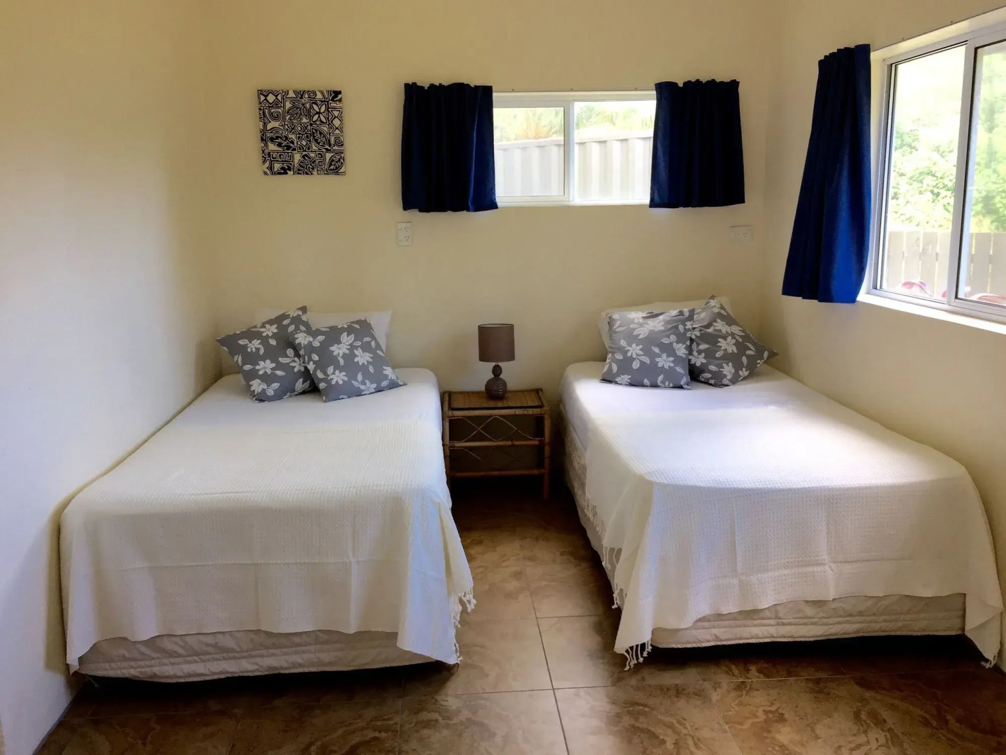 White House Apartments