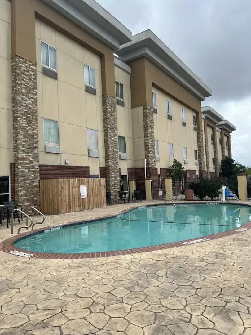 Mathis Deluxe Hospitality