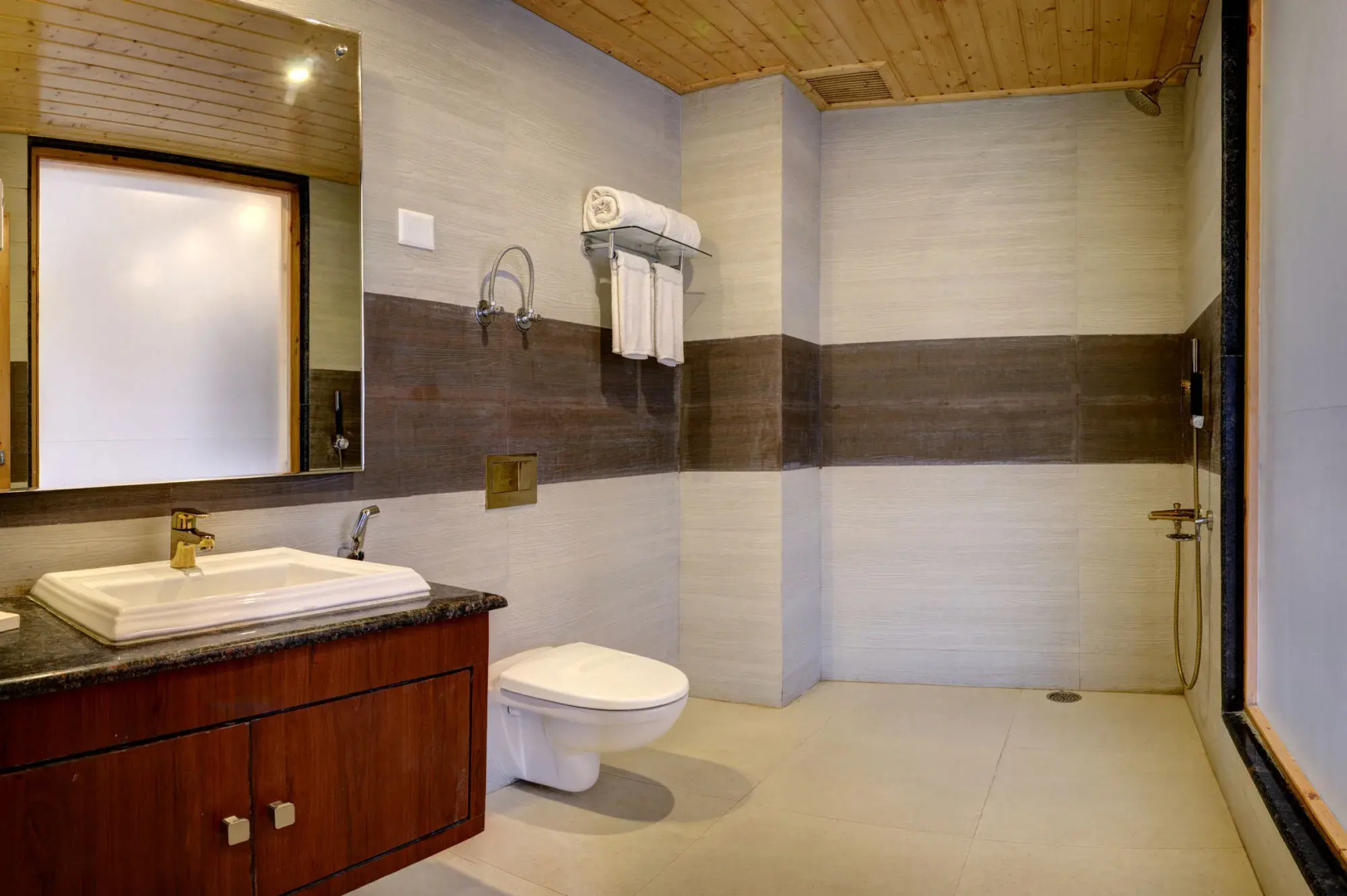 Chandertal Regency Hotel & Spa, Manali