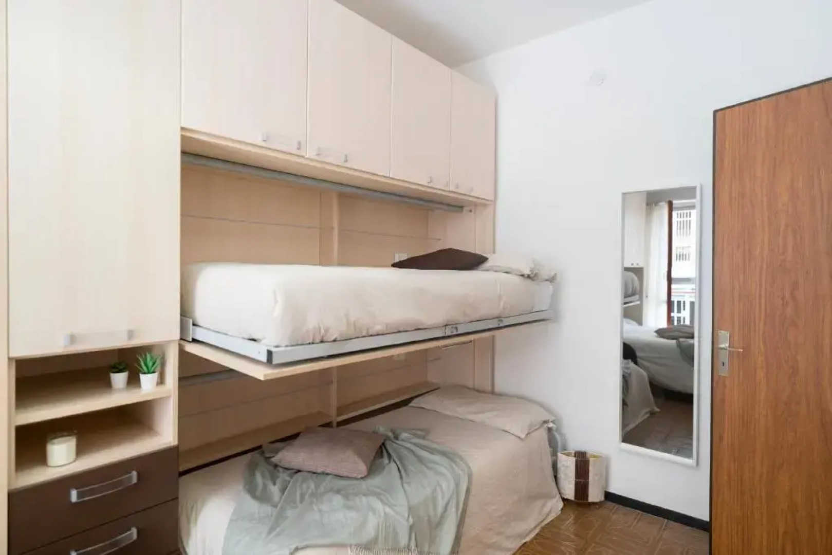 [VIA BOLOGNA] Tranquillo e comodo a 400m dal mare.