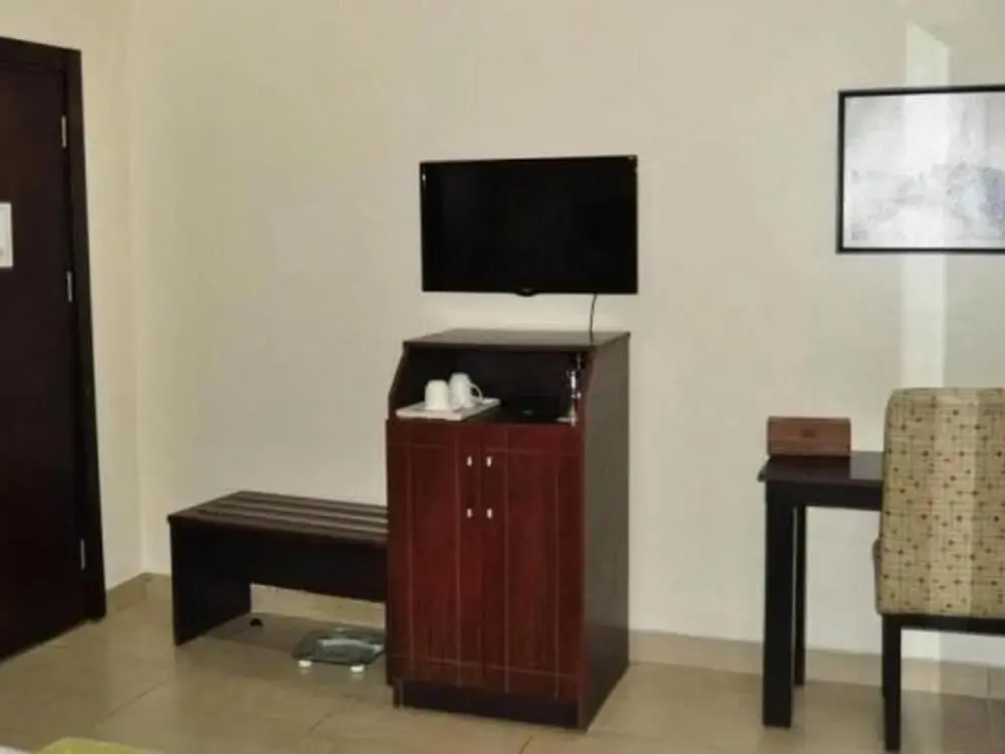 De Brass Suites Hotel