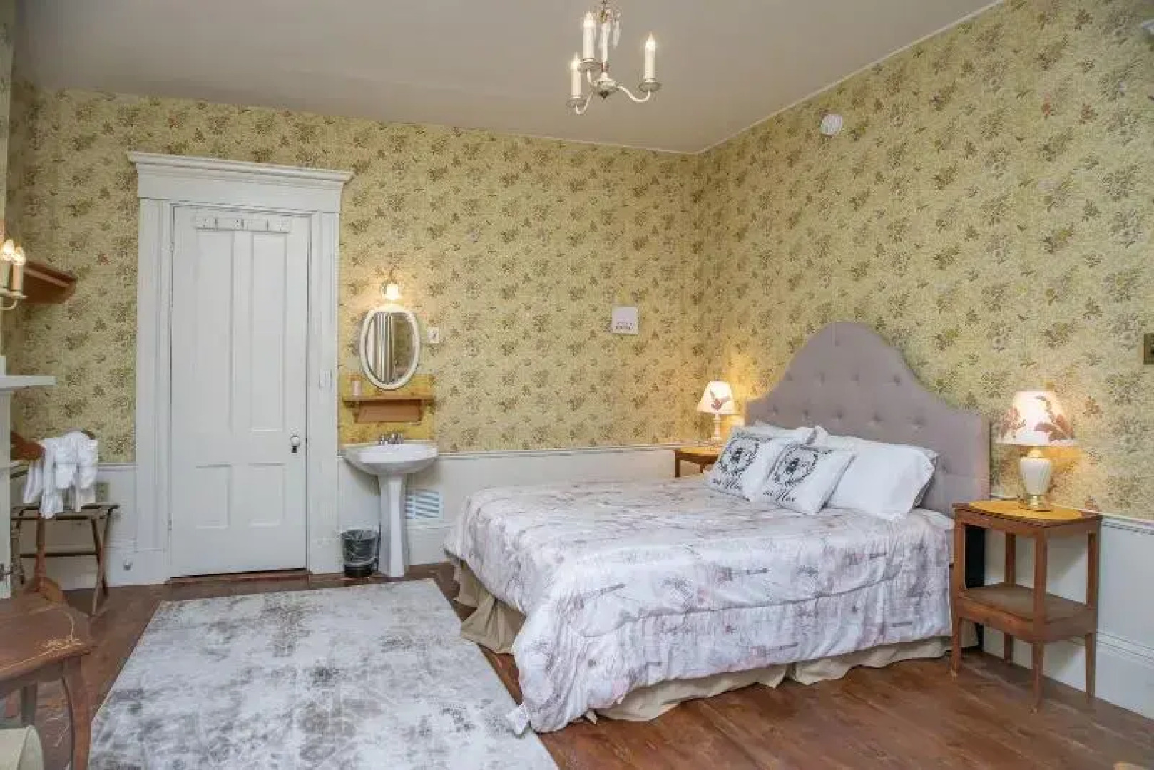 The Jeremiah Mason House B & B