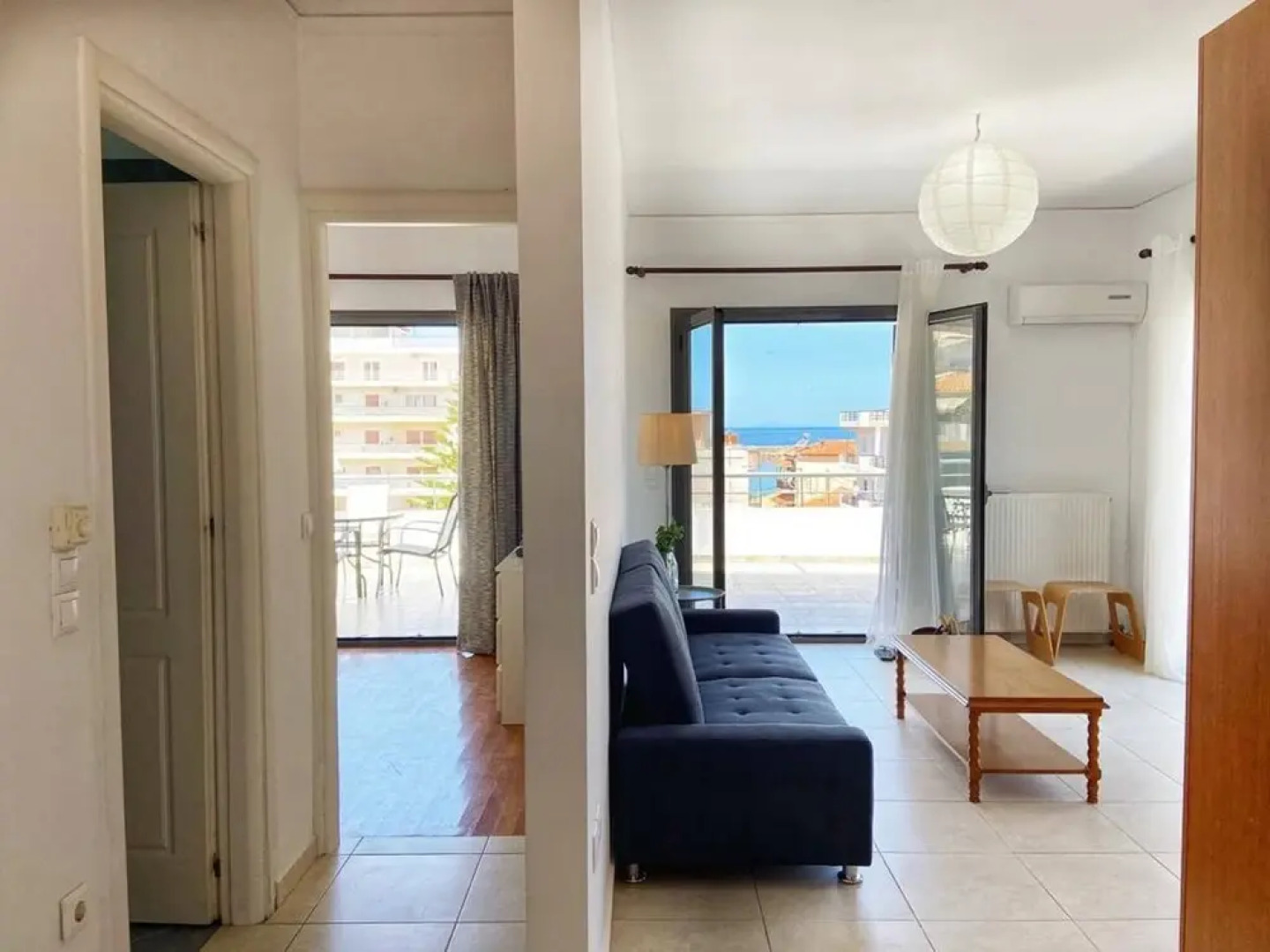 Seaside Apartment, Walking Distance To The Beach