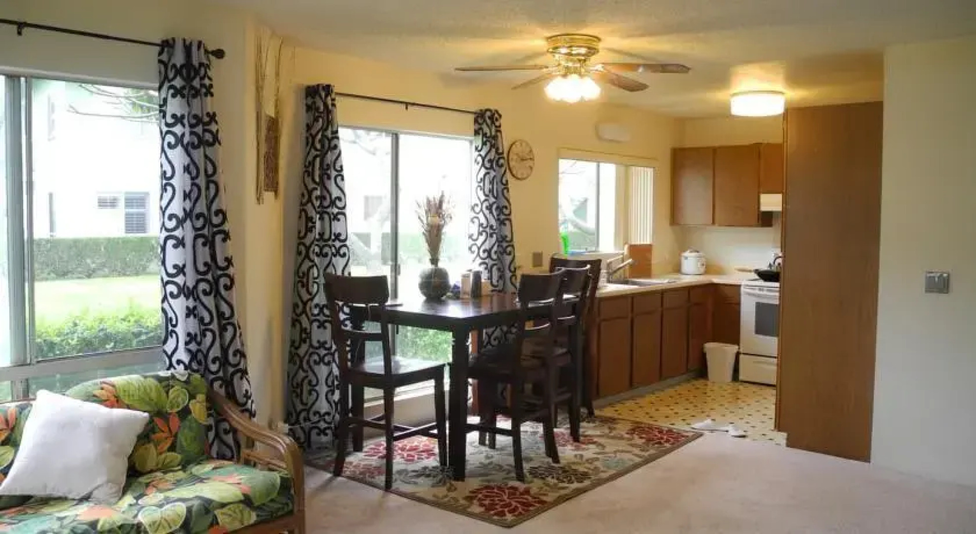 Shirleys Townhouse in Mililani