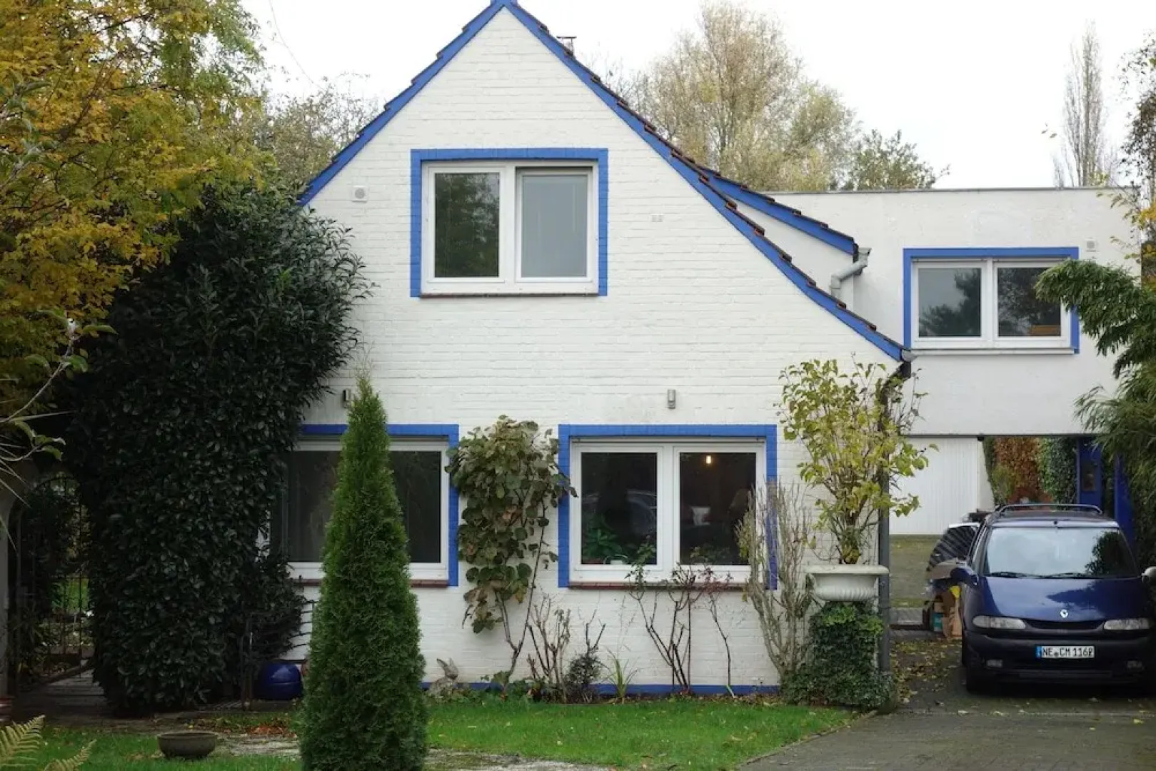 Tolstov-Hotels Large 3 Room Apartment with Garden