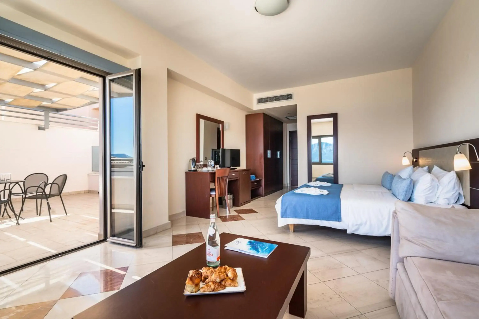 Porto Galini Seaside Resort & Spa