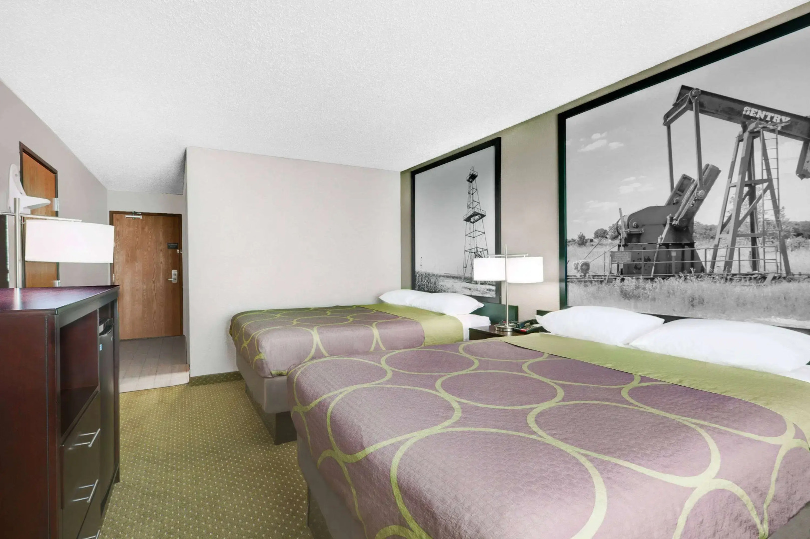 Super 8 by Wyndham Bedford DFW Airport West