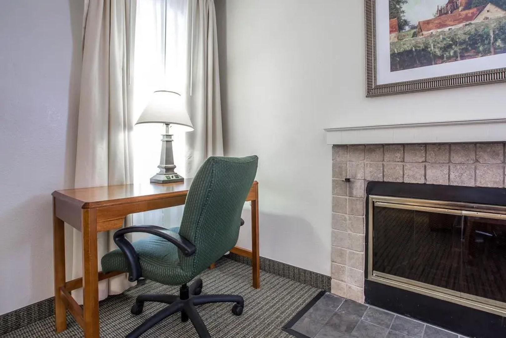 Cloverleaf Suites Columbia