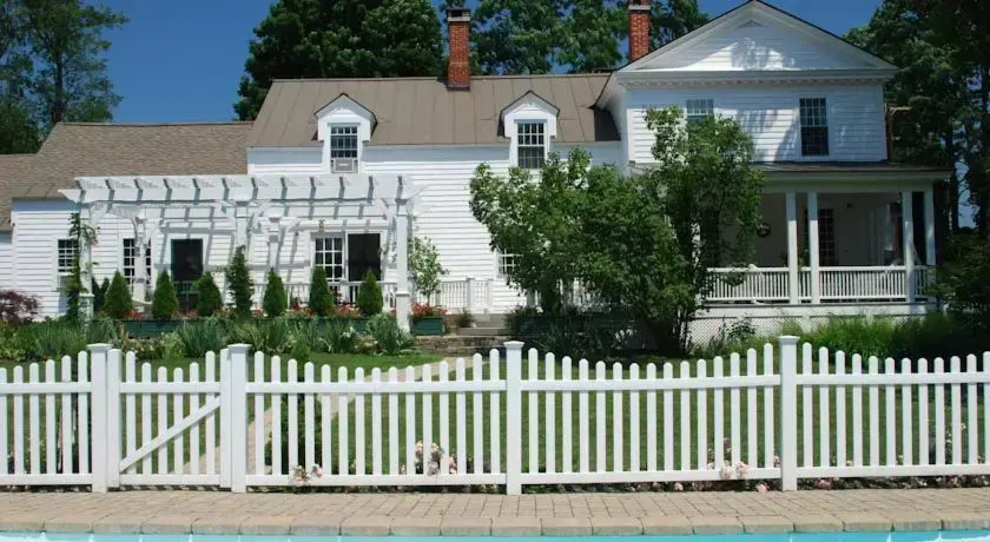 Applewood Manor Bed & Breakfast