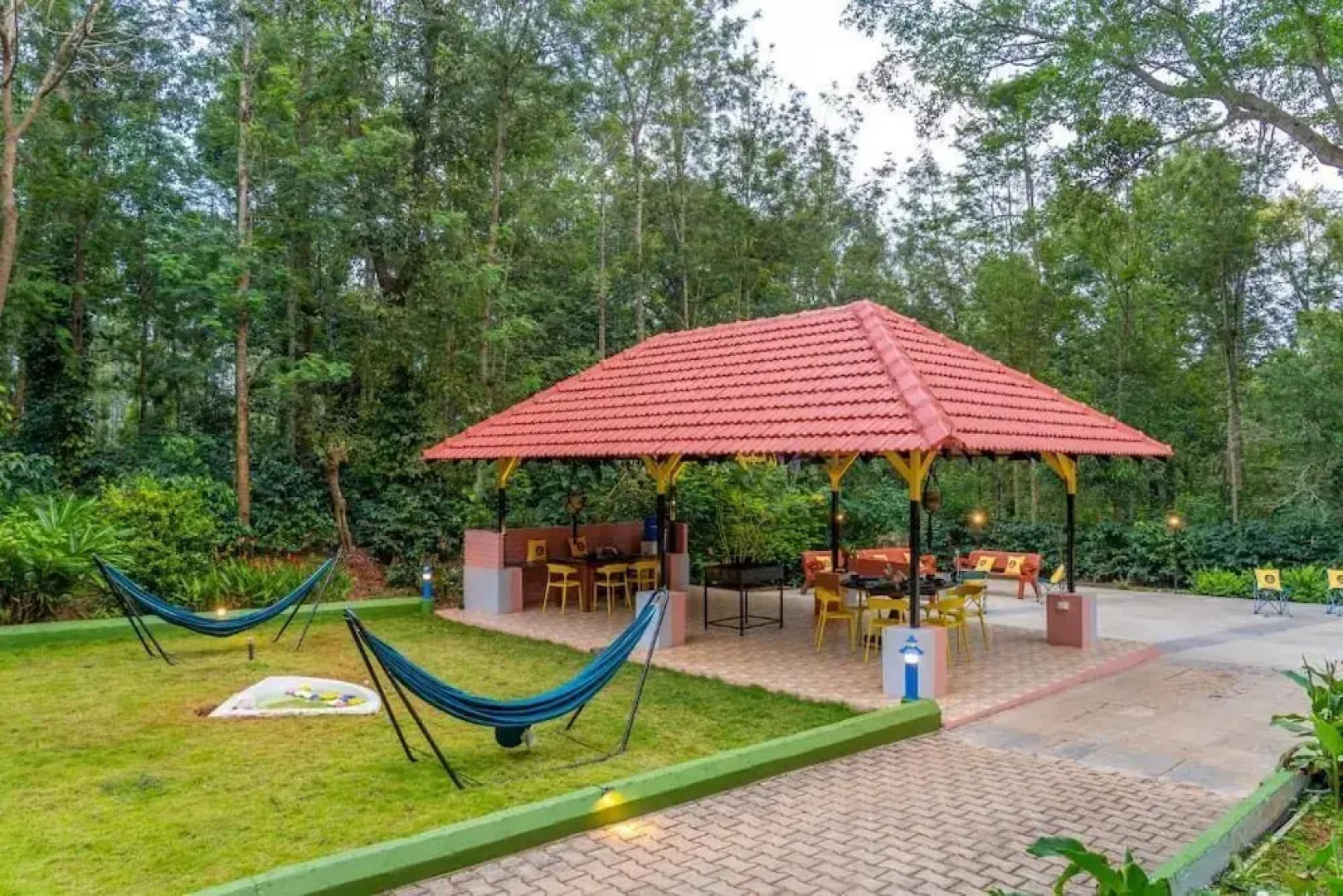 The Hosteller Chikmagalur