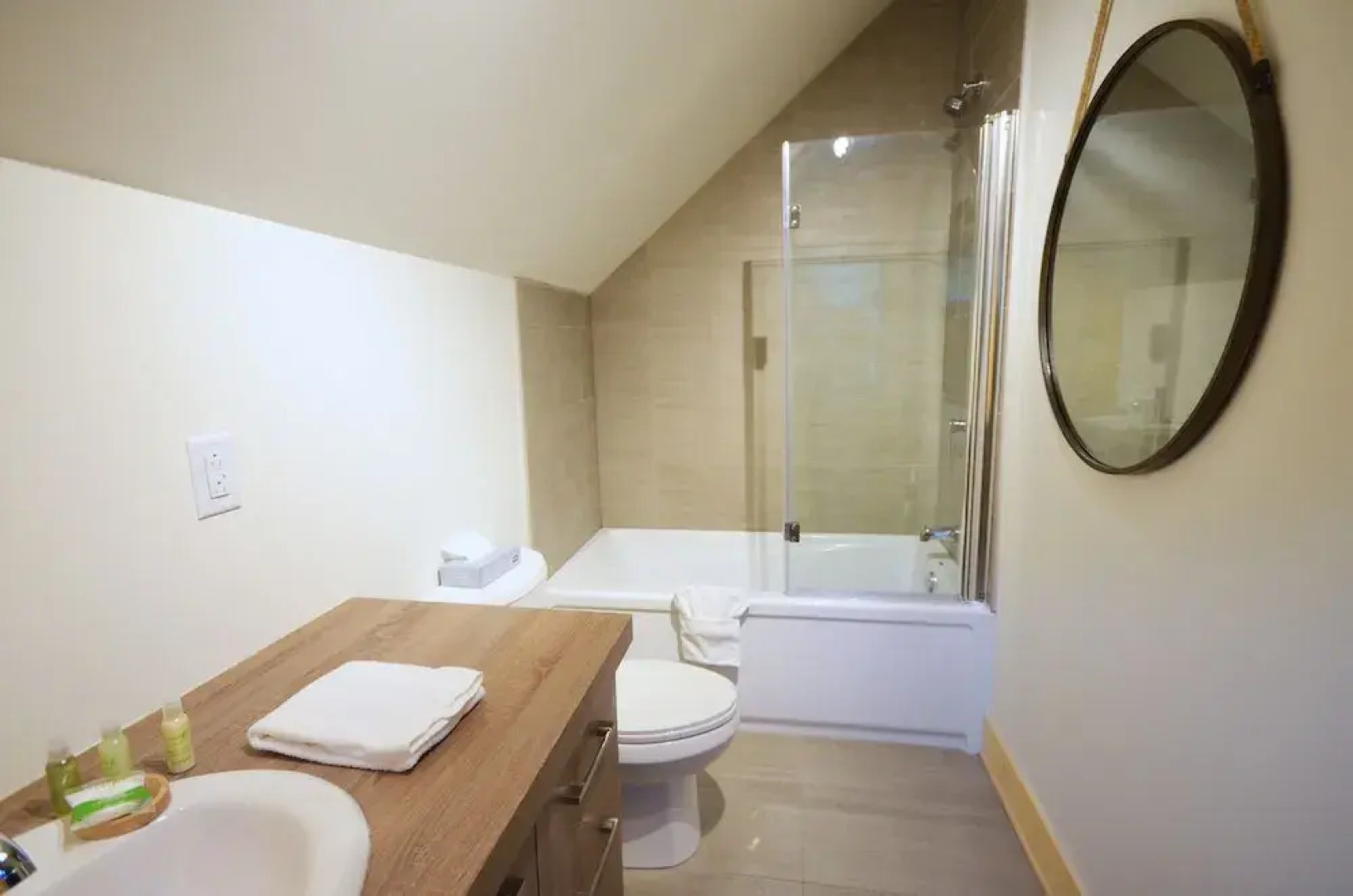 LikeAHotel - Club Lac Walfred