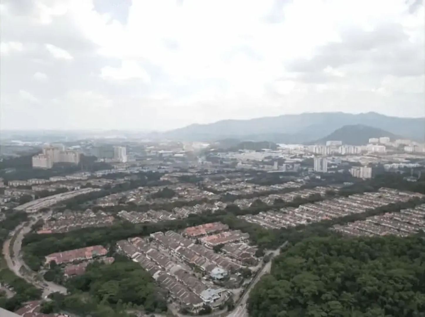 Damansara Foresta Ctmp Home by SYNC