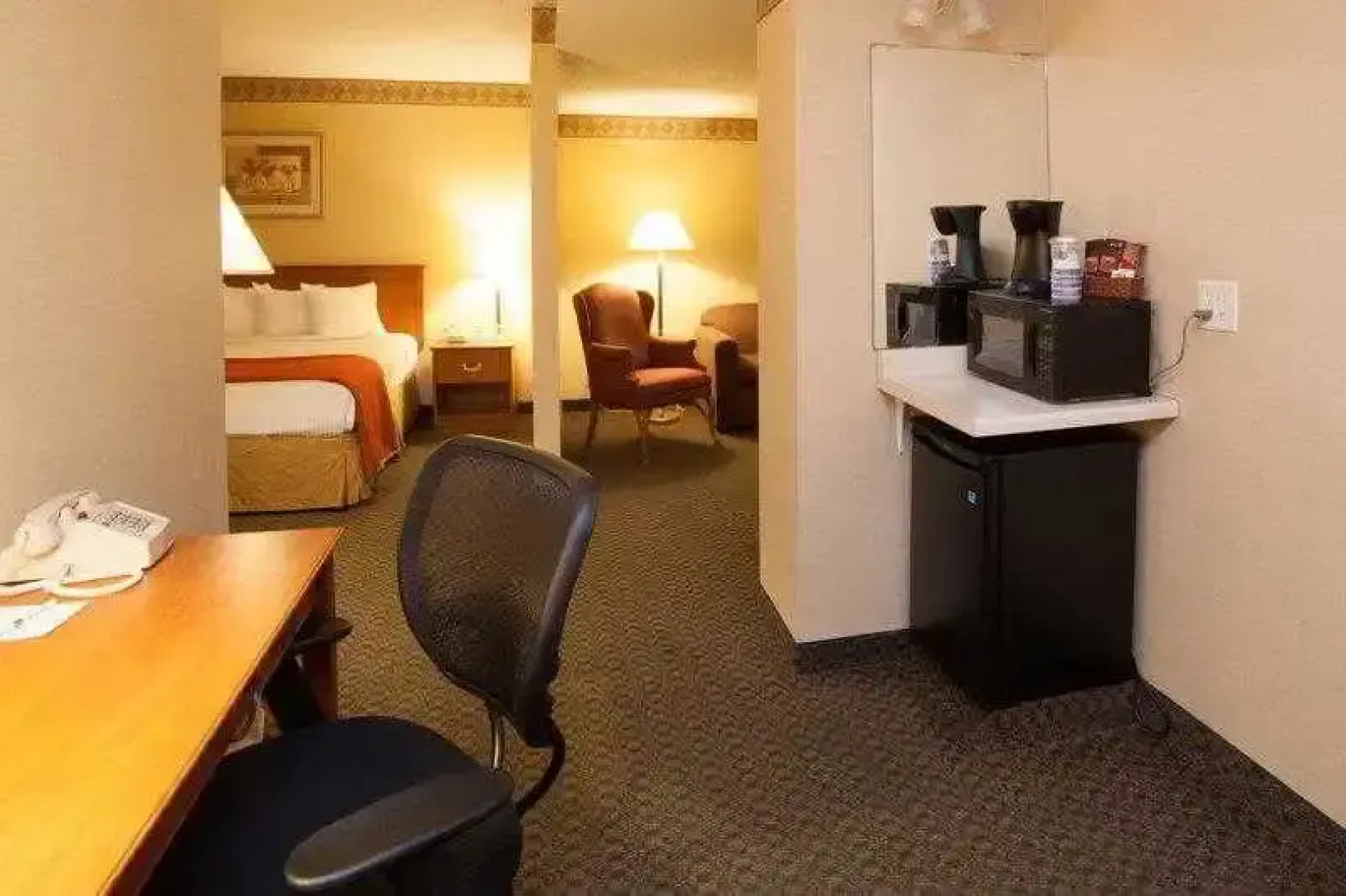 Country Inn & Suites By Carlson, Fergus Falls, Mn