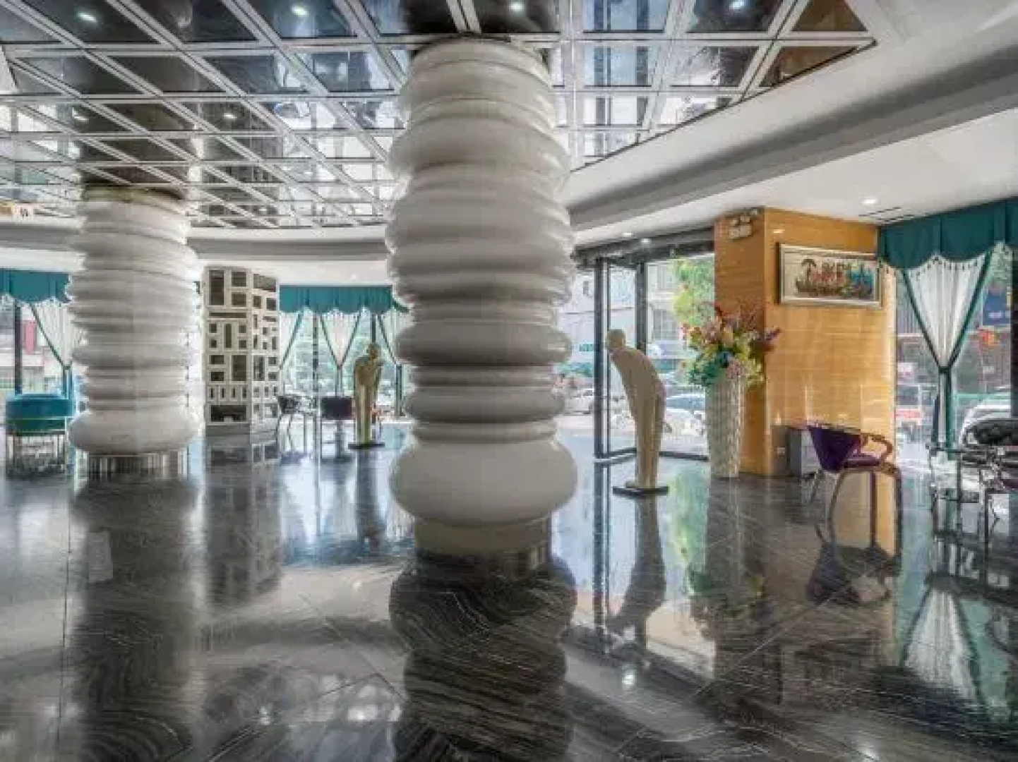 Venice Fashion Hotel