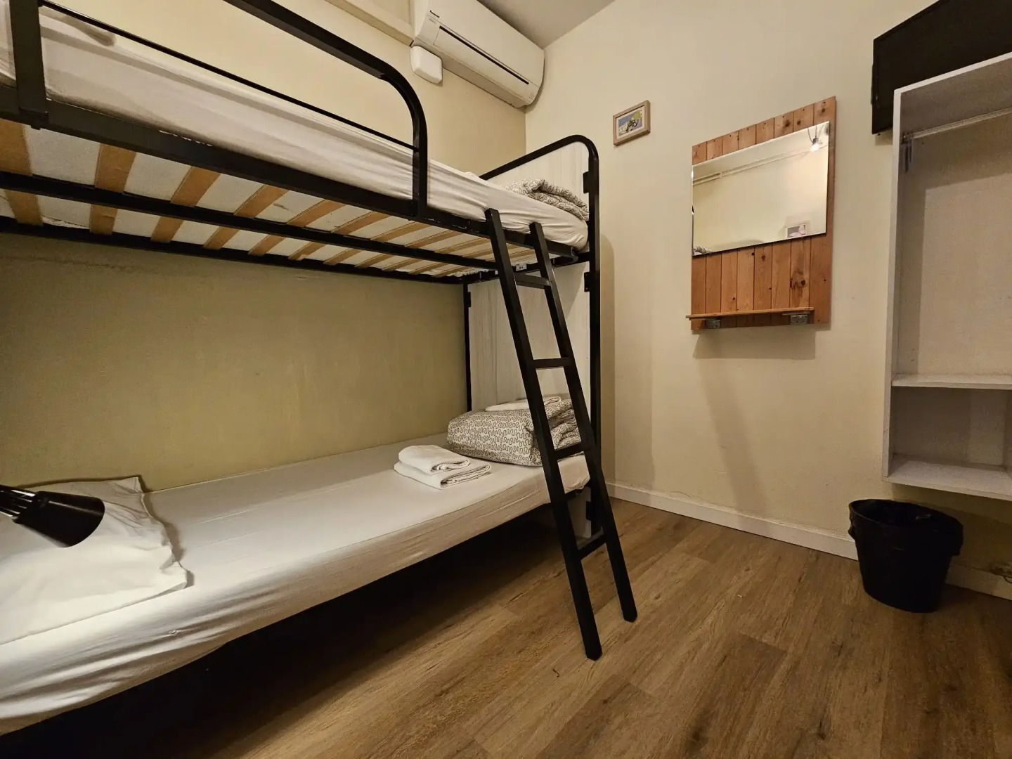 Wow Hostel Barcelona