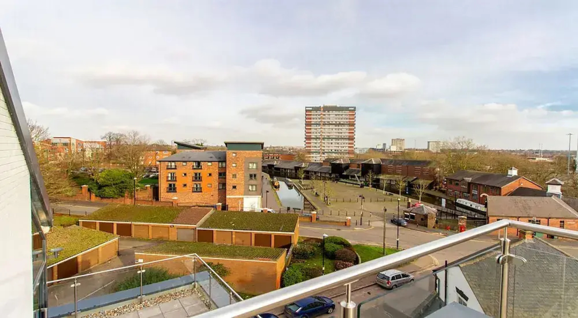 The Residence Coventry by Paymán Club