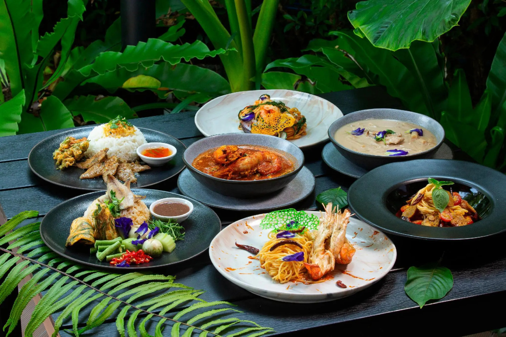 Na Tree Tara Riverside Resort Amphawa Damnoensaduak