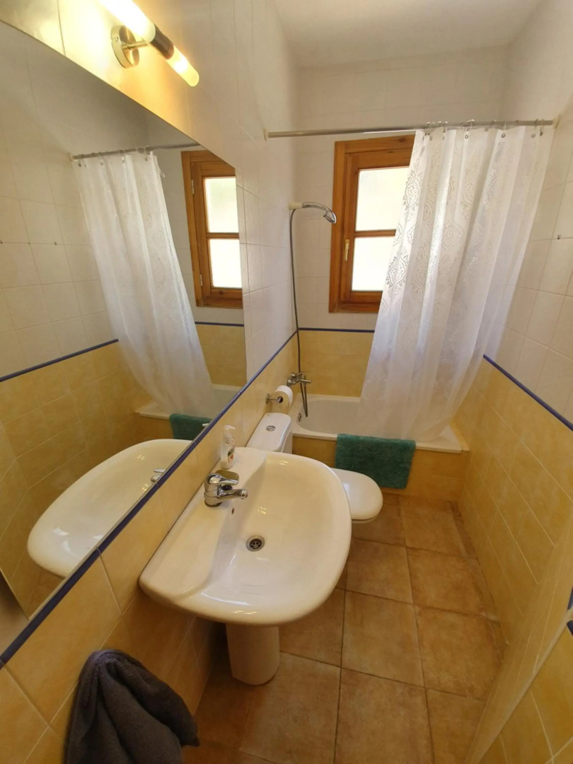 CASA JAN with pool, mountain and sea views.