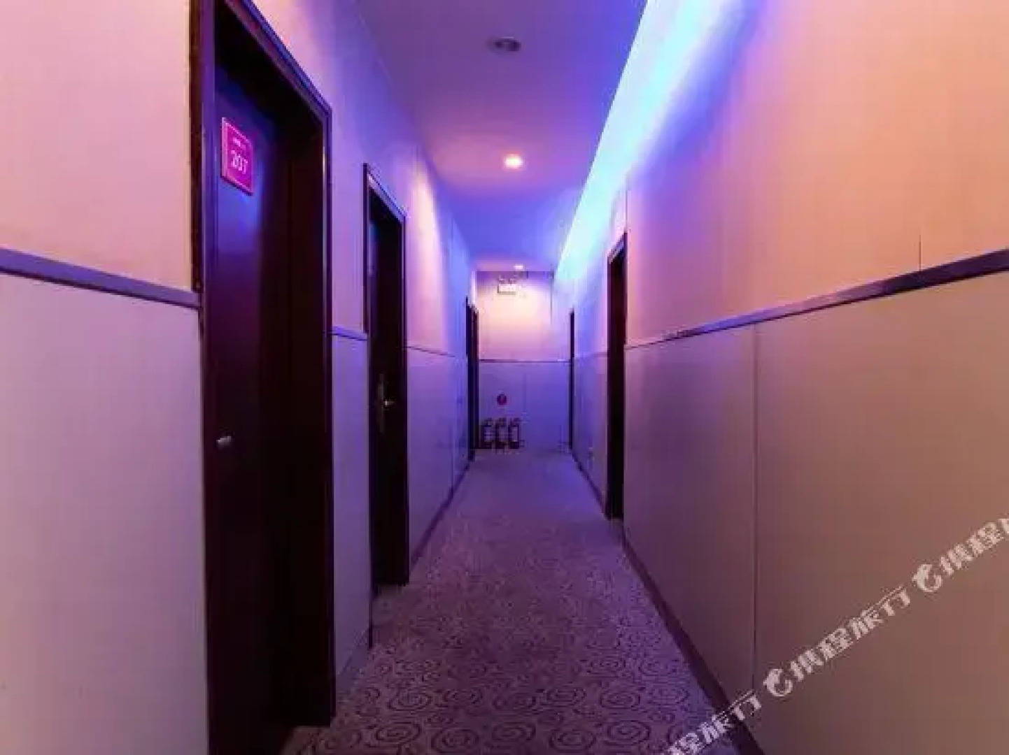 Zhenjiang Jiaofu Hotel