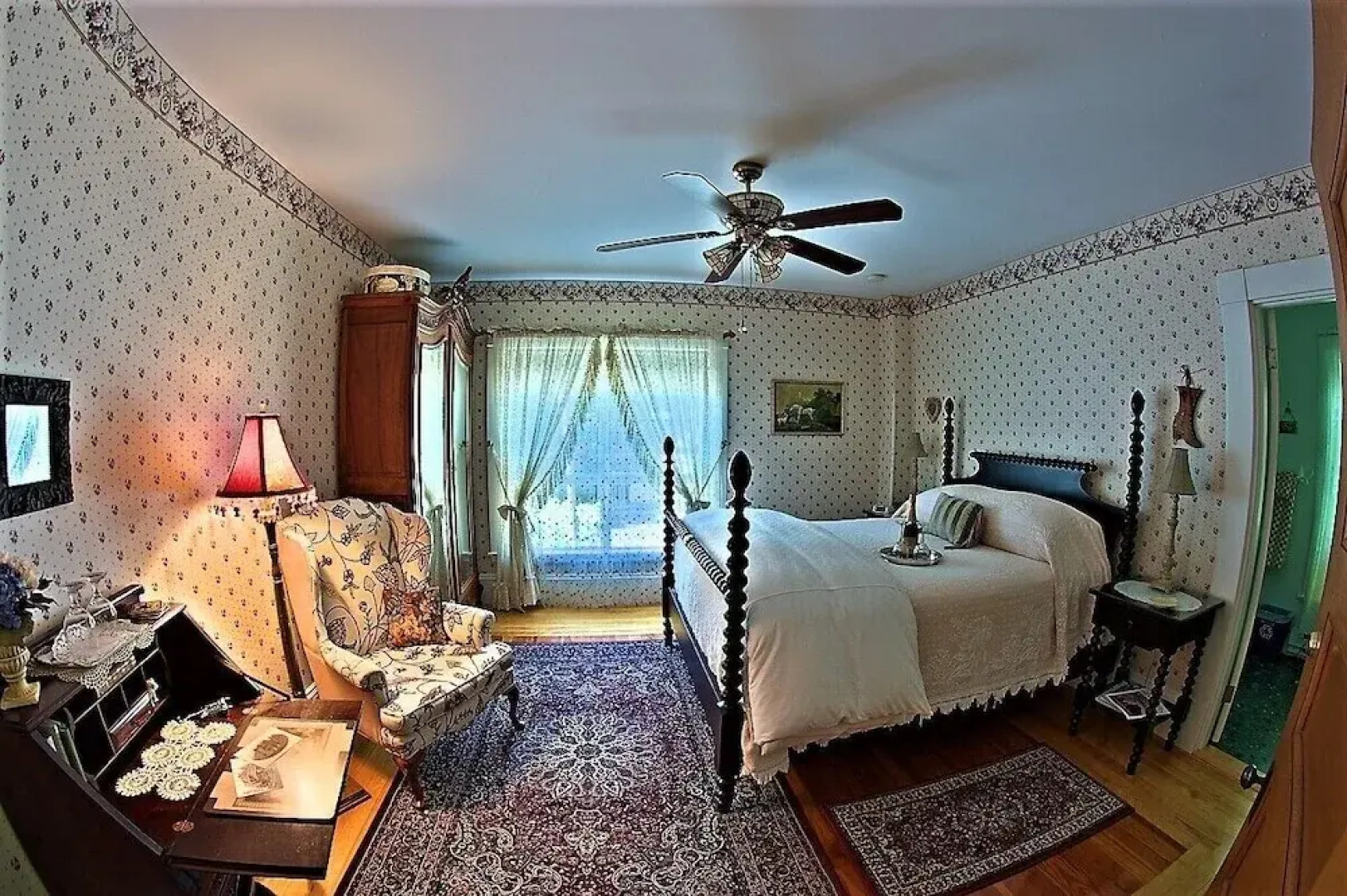 The Jeweled Turret Inn