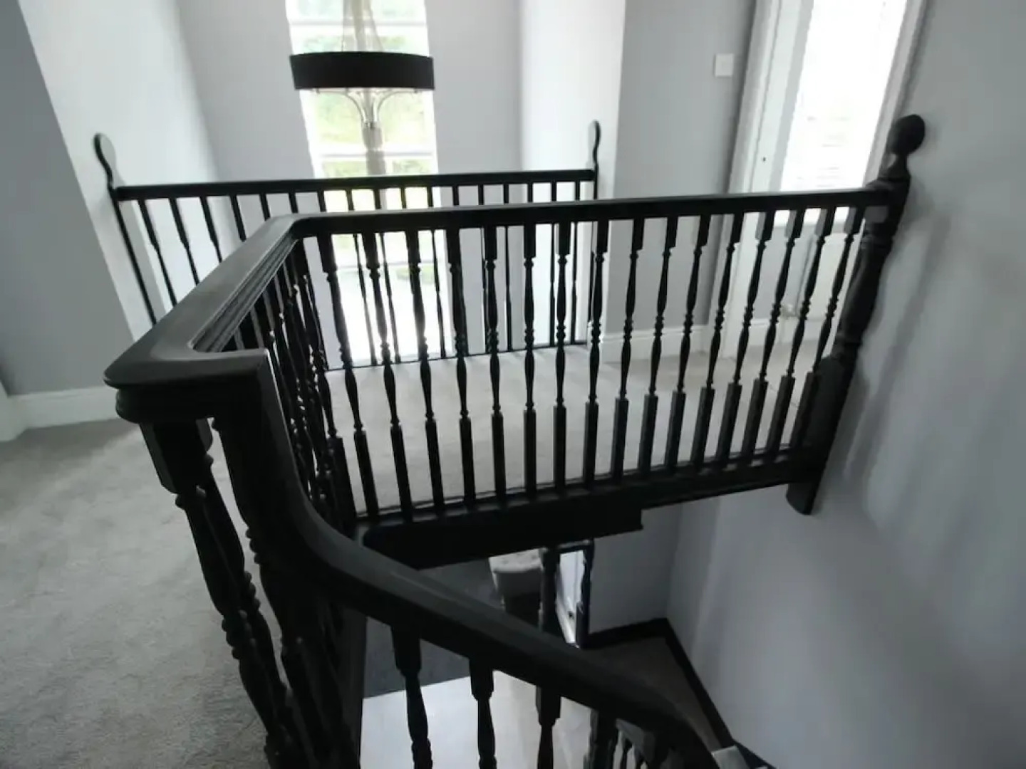 Beautiful Family Home With 42ft Pool & Cinema Room