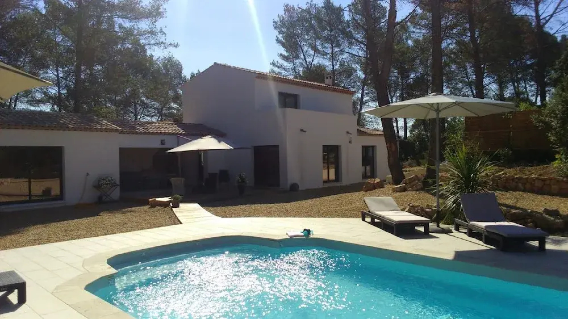 La Maison Des "Bois"