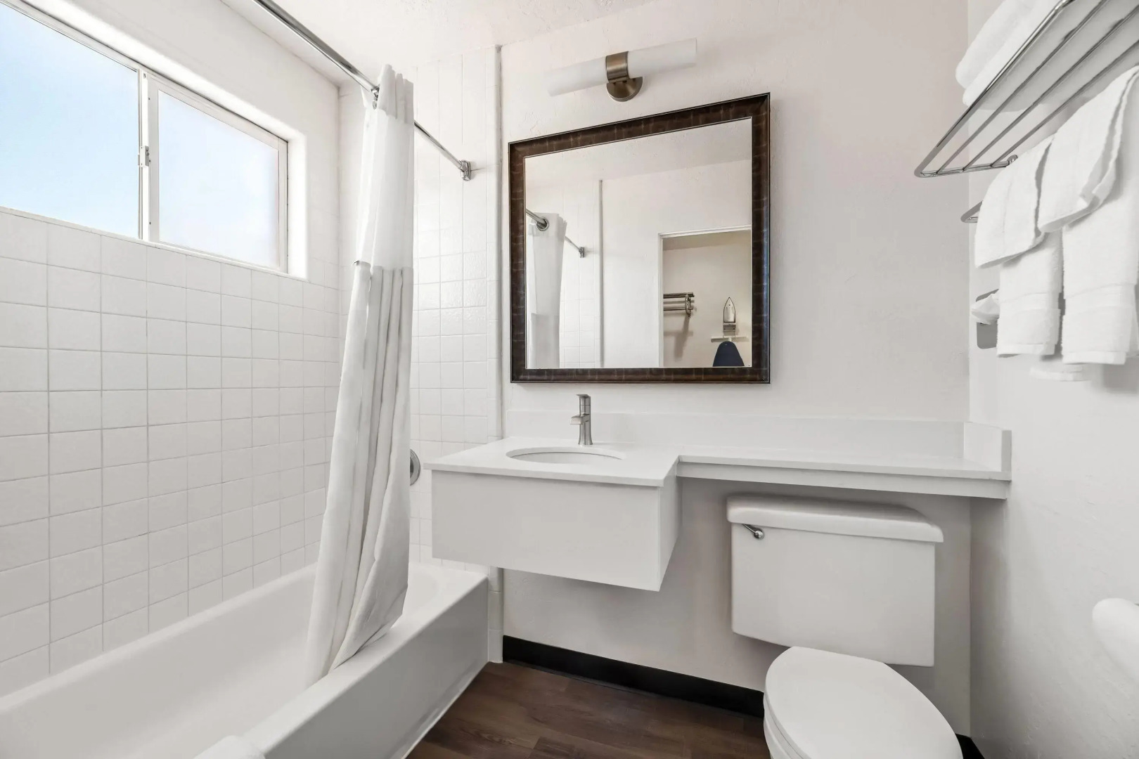 Travelodge by Wyndham Page, View of Lake Powell