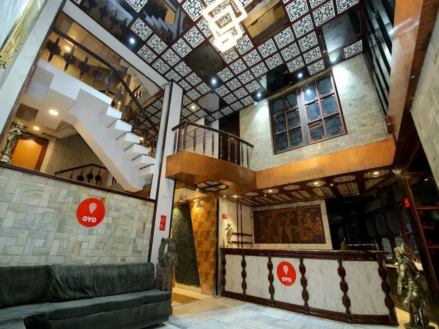 OYO 9747 Hotel Utsav