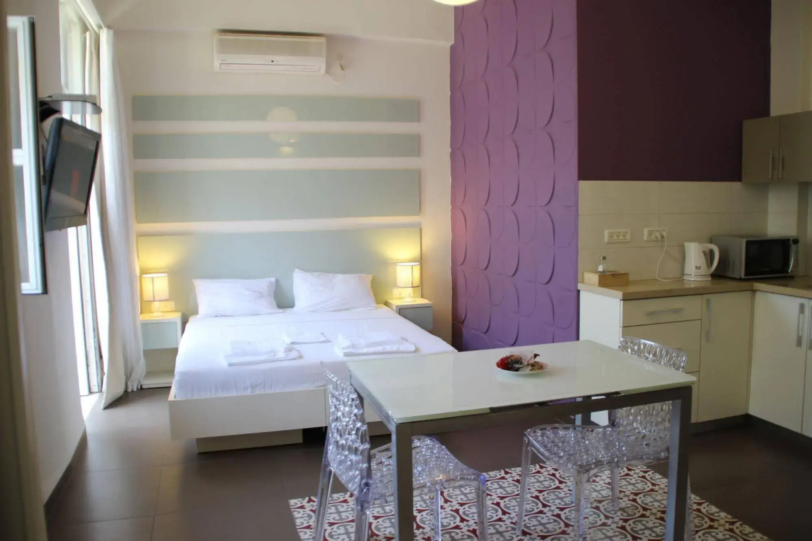 1926 Designed Apartments Hotel