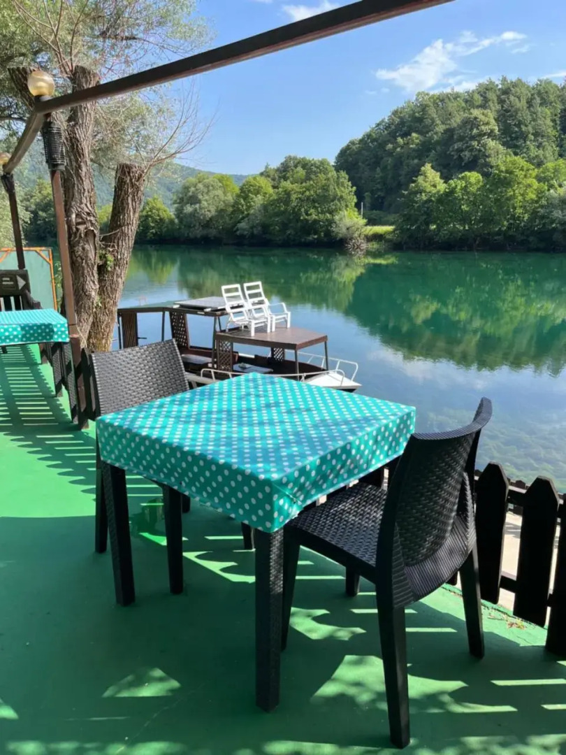 Rooms and Apartments Neron