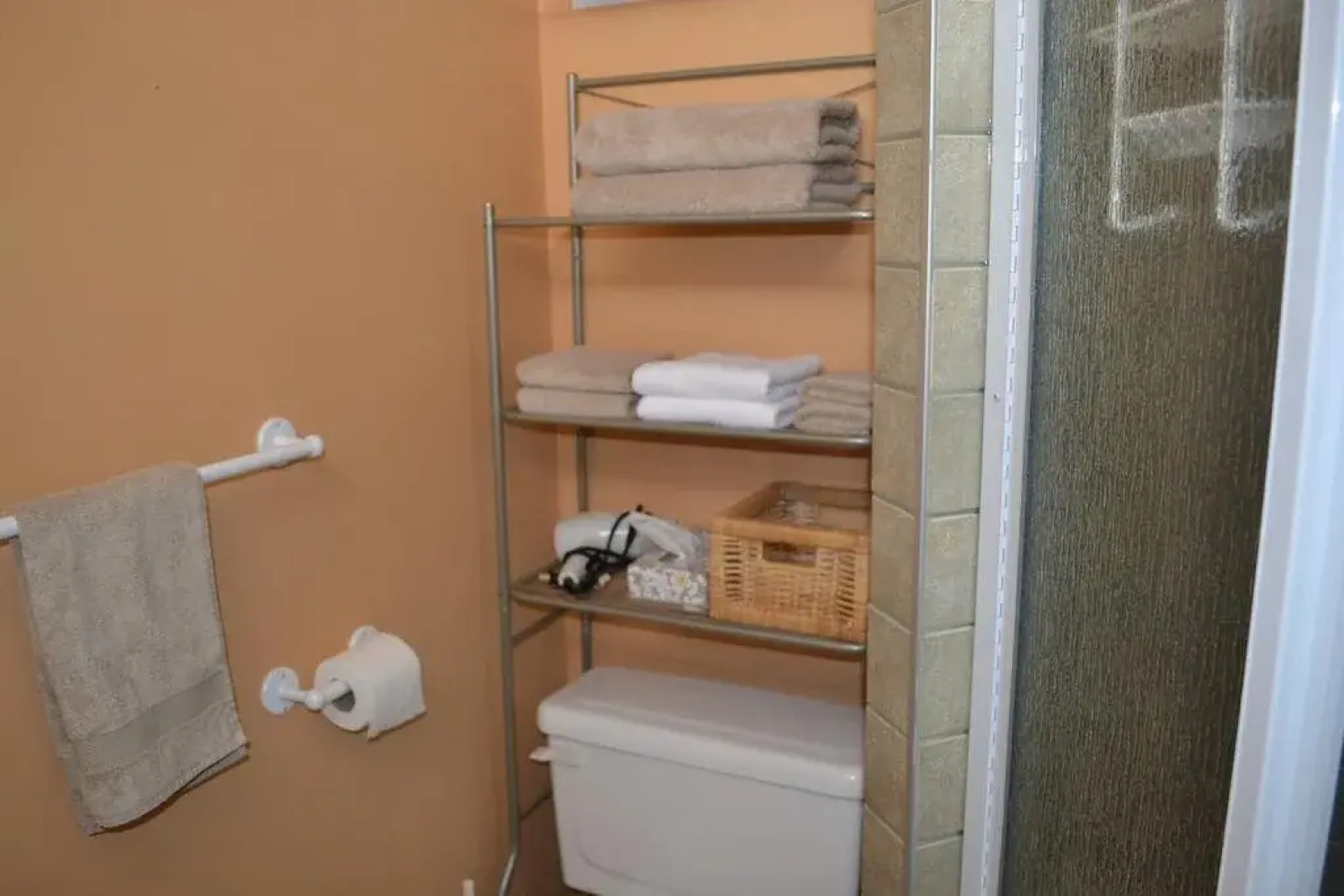 Pigeon Lake Bed & Breakfast