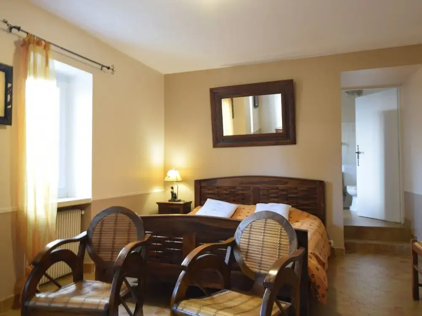 Nice Apartment in a Unique Location Near the Village of La Garde-adhémar