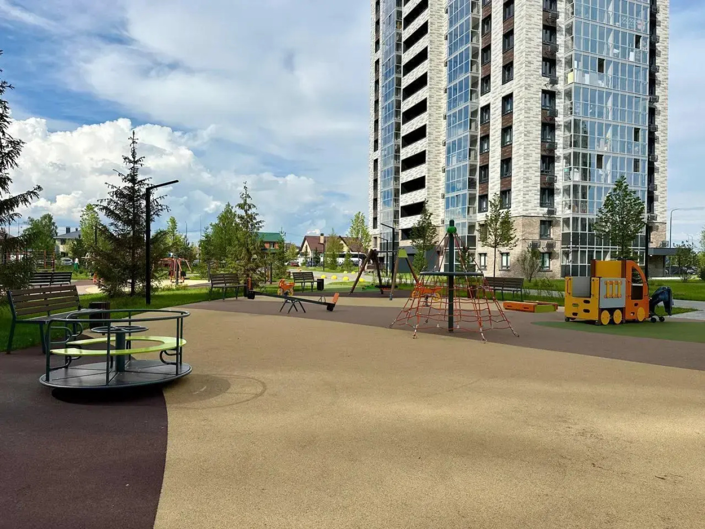 Апартаменты на улице Теплых Встреч 2