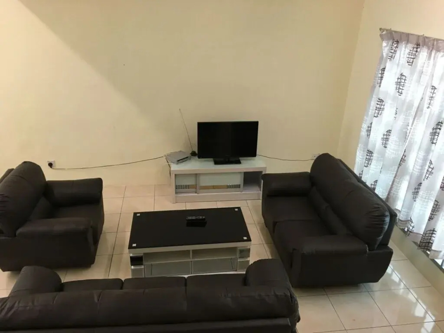 Chua Gin Holiday House 2