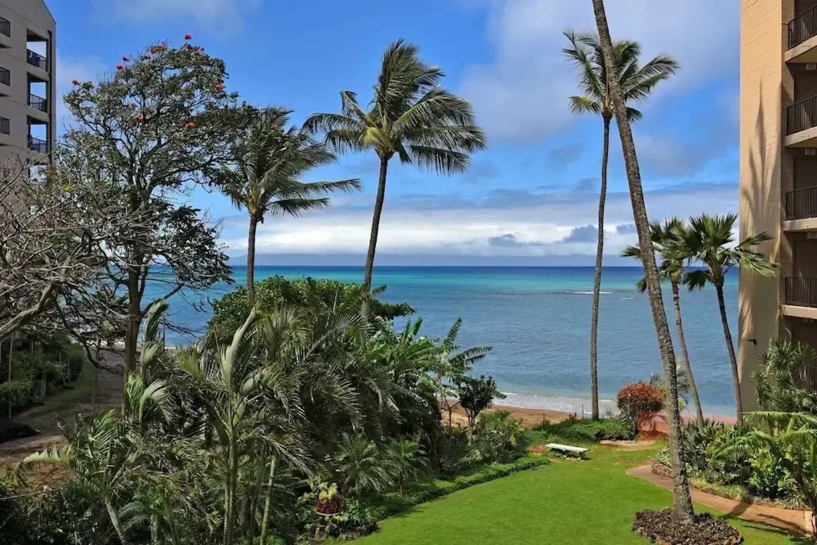 Valley Isle 302 by RedAwning