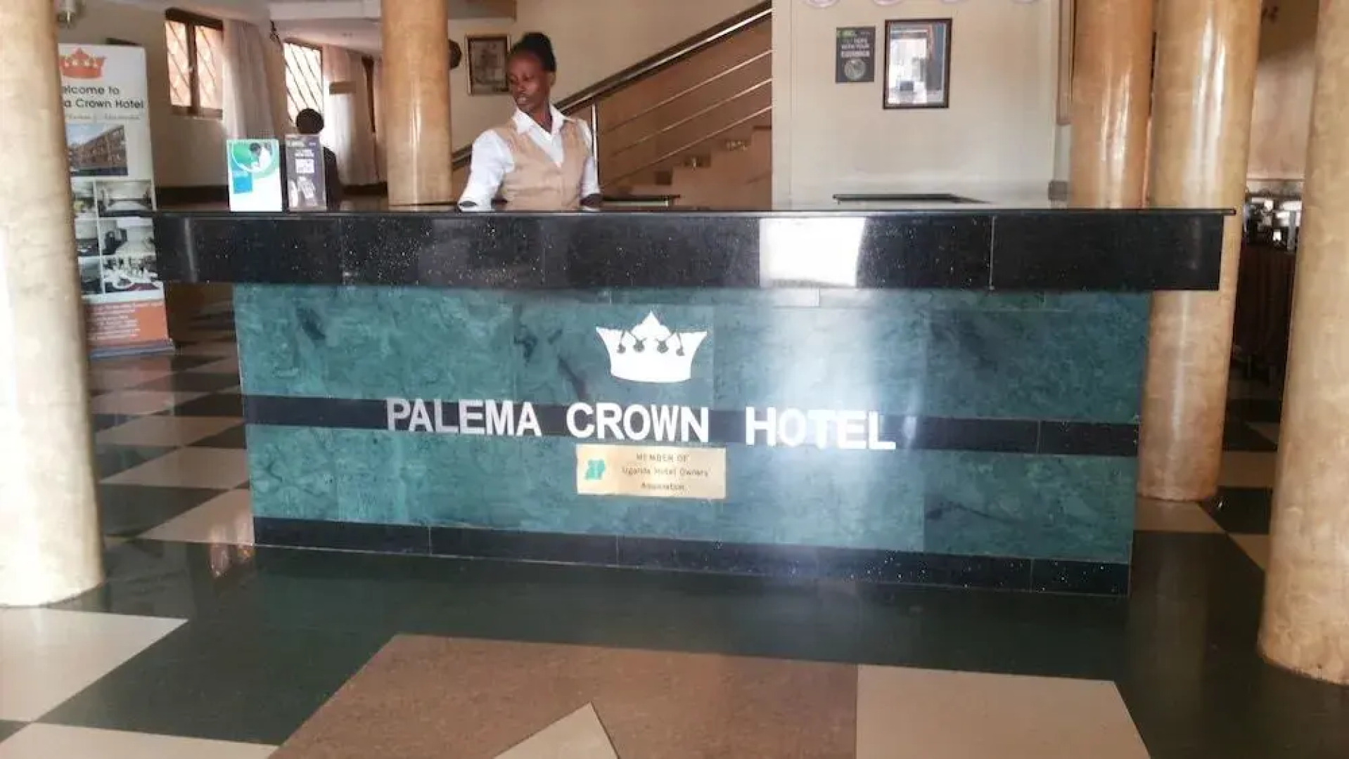 Palema Crown Hotel
