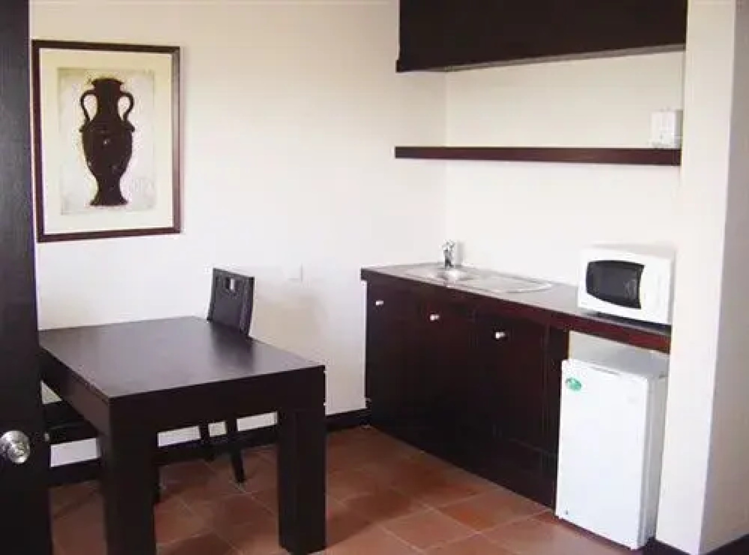 Blue Pearl Hotel & Apartments